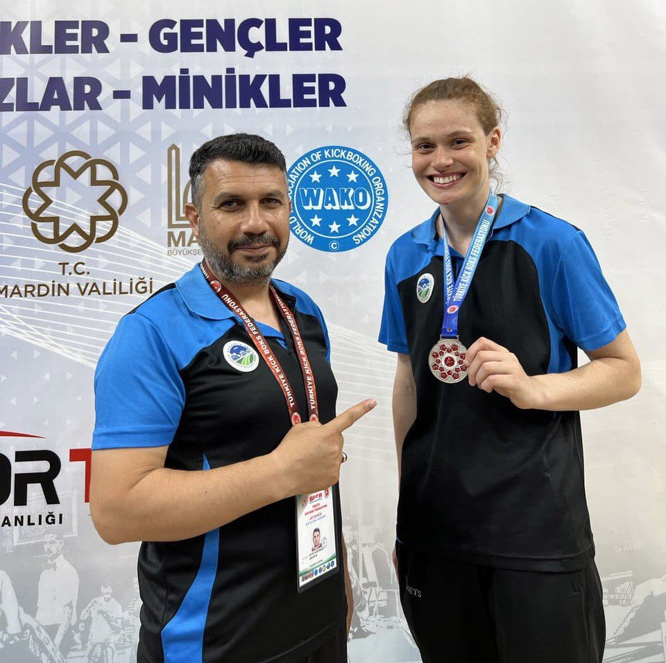 Kick Boks’ta Türkiye Şampiyonu Sakarya Büyükşehir’den