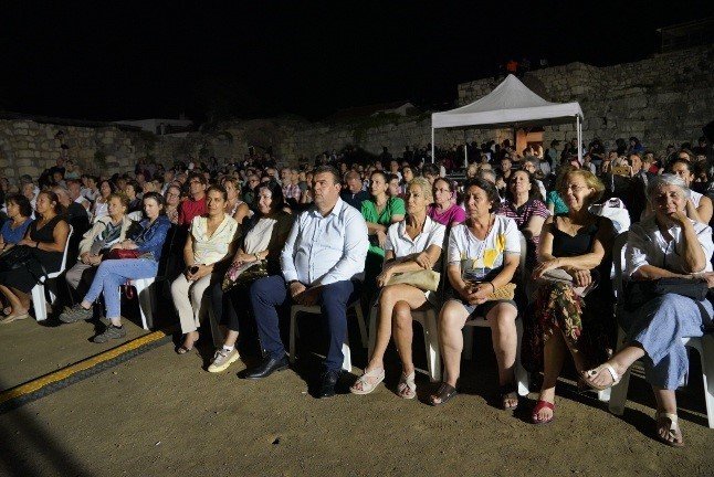 Kaleiçi’nde Türk halk müziği esintisi