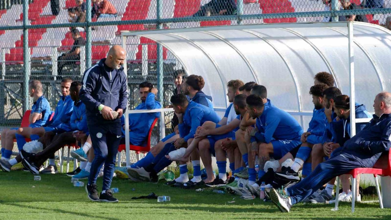 İlhan Palut: "Gerçekçi hedefler için zaman var"