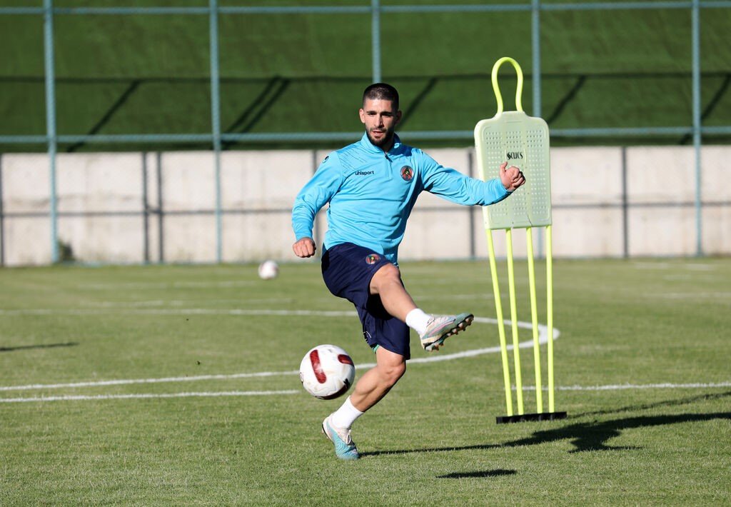 Alanyaspor ilk hazırlık maçını Çaykur Rizespor ile yapacak