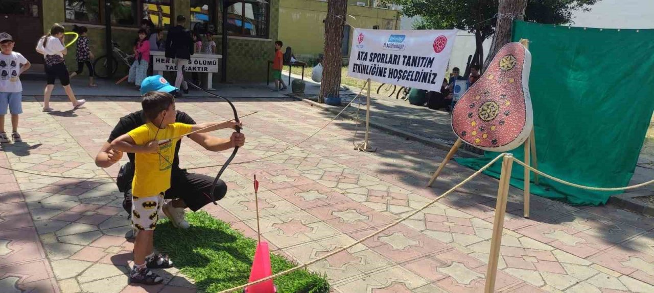 Yaz Kur’an-ı Kerim kursu öğrencileri ata sporları ile eğlendi