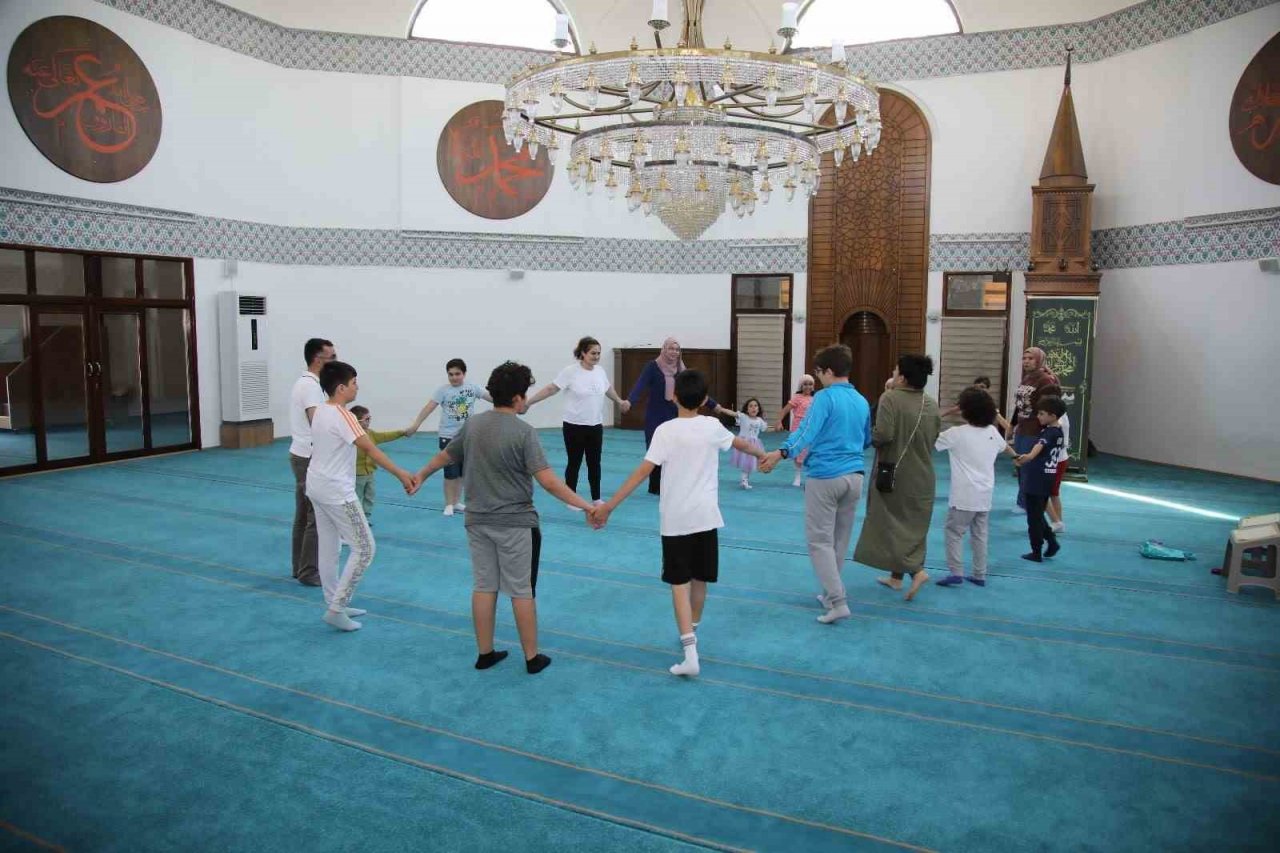 Yaz Kur’an kursuna akademik destek