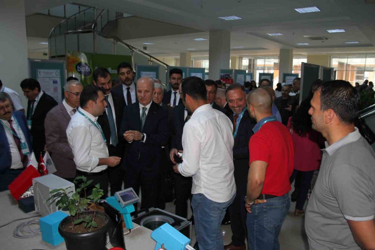 YÖK Başkanı Özvar: “Üniversiteyi tercih edecek adayların peşinde koşulması üniversiteler açısından önemli bir hedef”