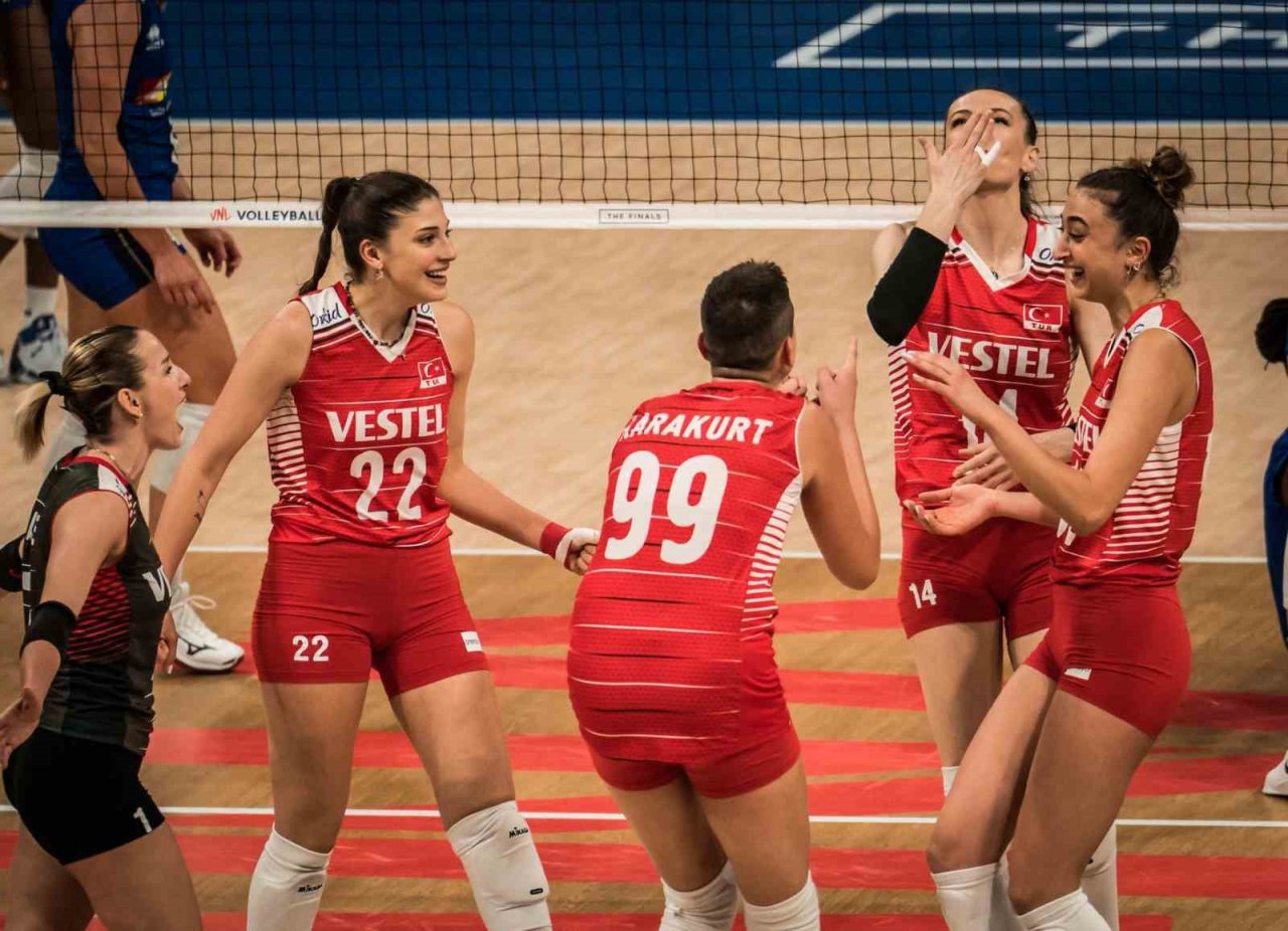 Filenin Sultanları yarı finalde