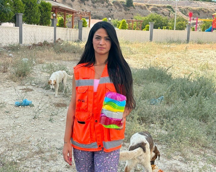 Hayvanseverlerden vatandaşlara ’sıcak hava’ çağrısı