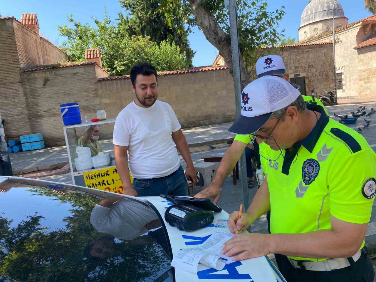 Sivil polis tespit etti, gereksiz korna çalan sürücülere ceza yağdı