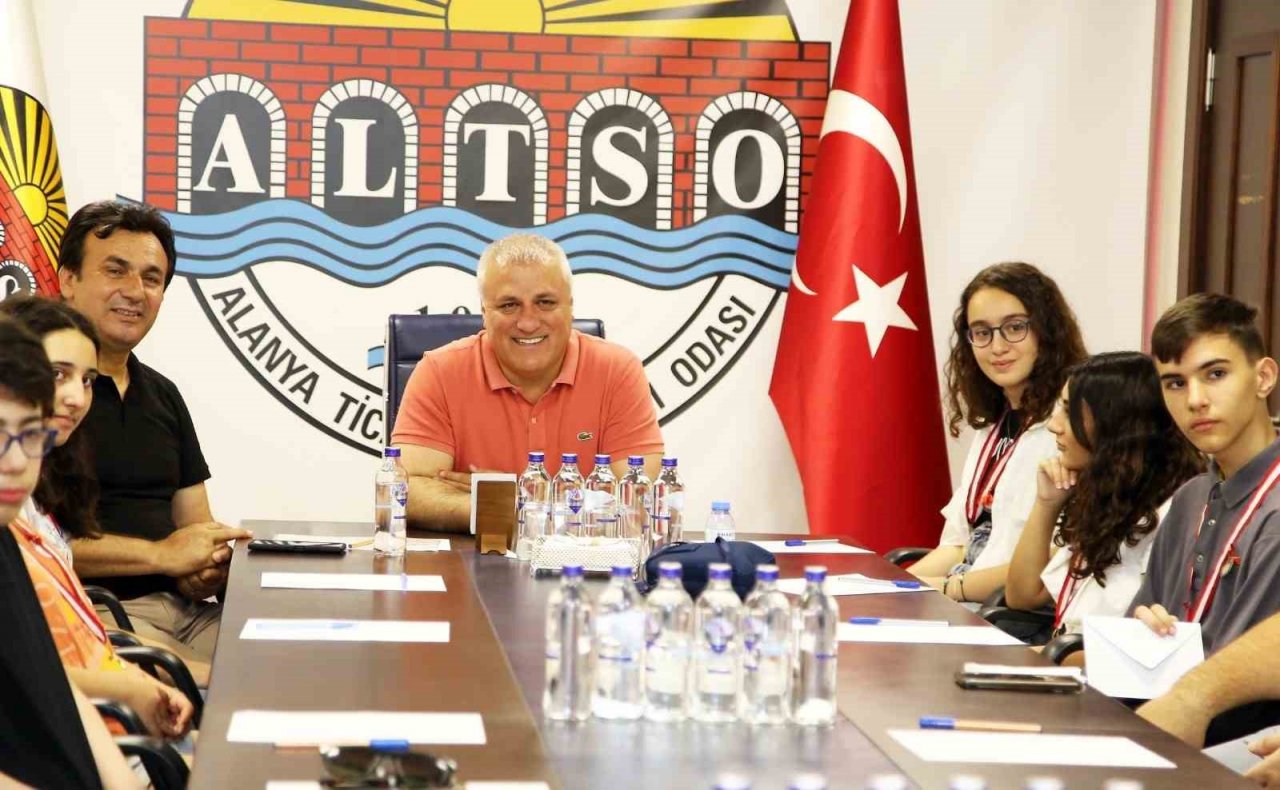 ALTSO Başkanı Erdem’den, LGS birincilerine altın