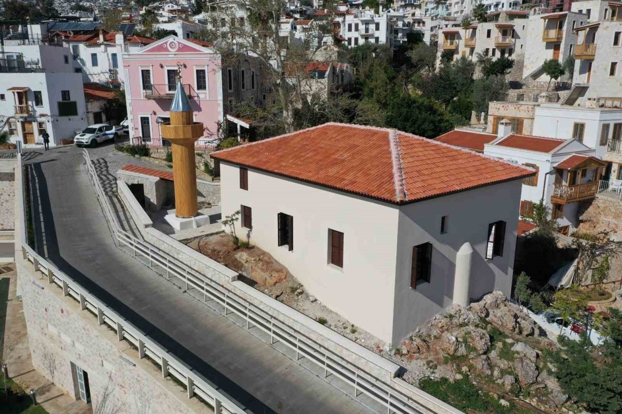 Kaş’taki 142 yıllık Lami Bey Camii’nin restorasyonu tamamlandı