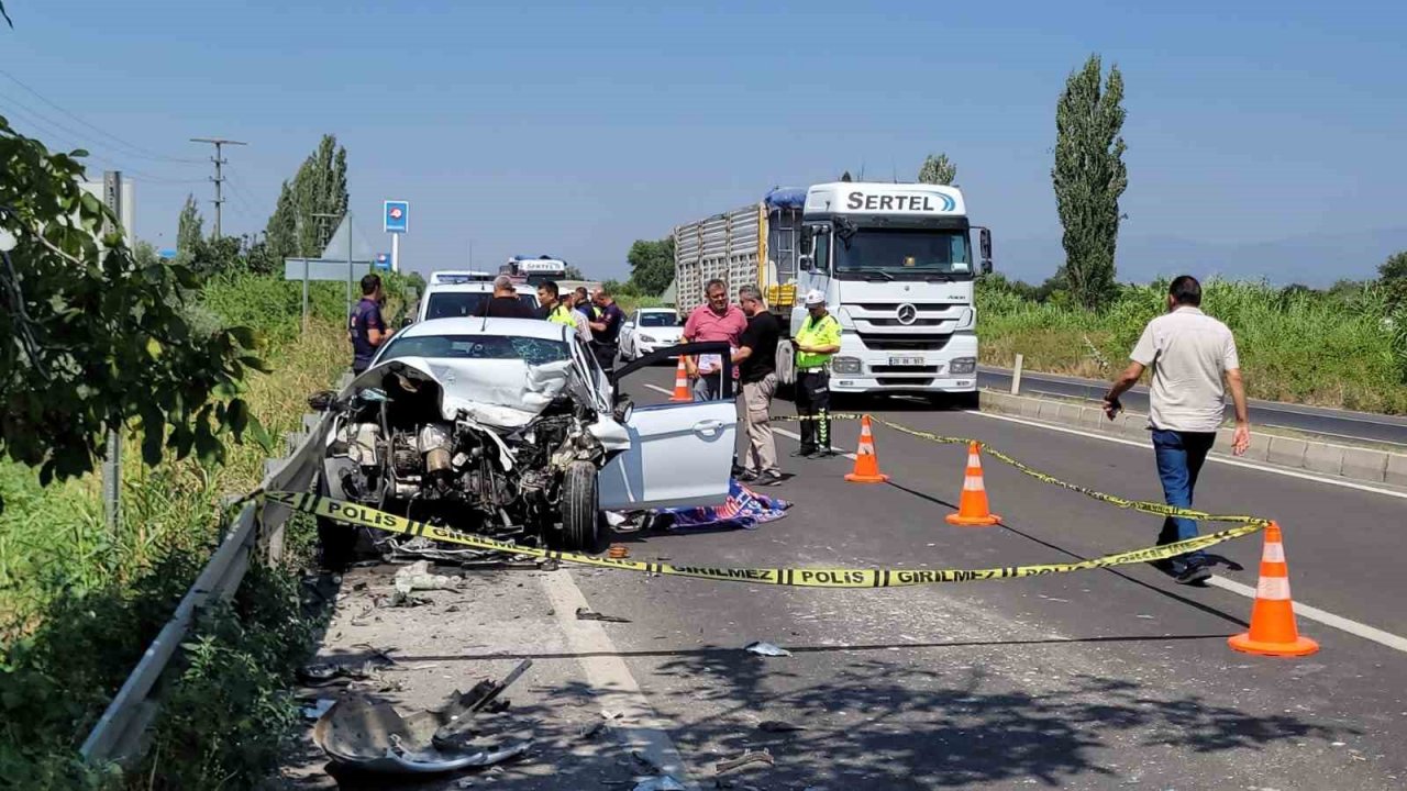 Emanet aldığı otomobil sonu oldu: 1 ölü