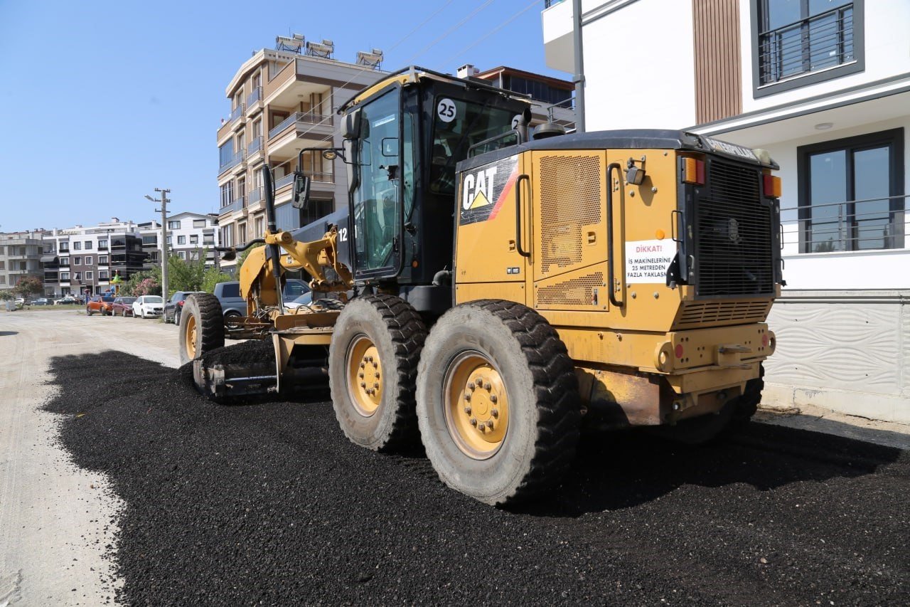 Altınkum’da asfalt çalışmalarına hız verildi