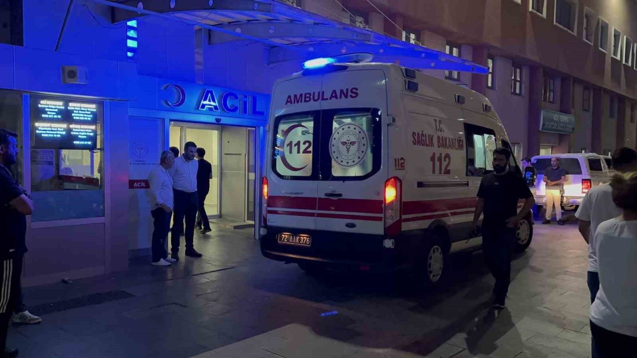 Batman’da yunus ekibi kaza yaptı: 2 polis yaralı