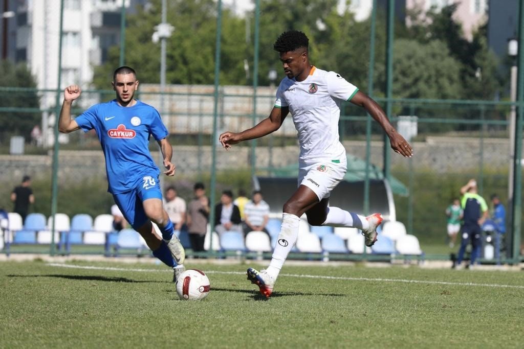 Hazırlık maçı: Corendon Alanyaspor: 3 - Ç. Rizespor: 1