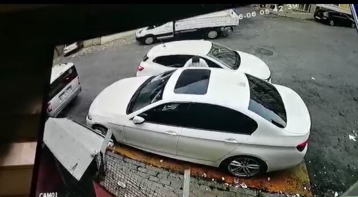 Aracı soyulan sürücünün ’güvenlik kameralı önlemi’ işe yaramadı: Hırsızlık anı kamerada