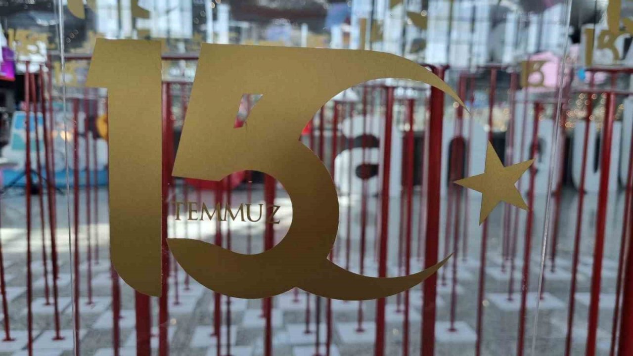 İGA İstanbul Havalimanı’nda 15 Temmuz özel sergisi açıldı