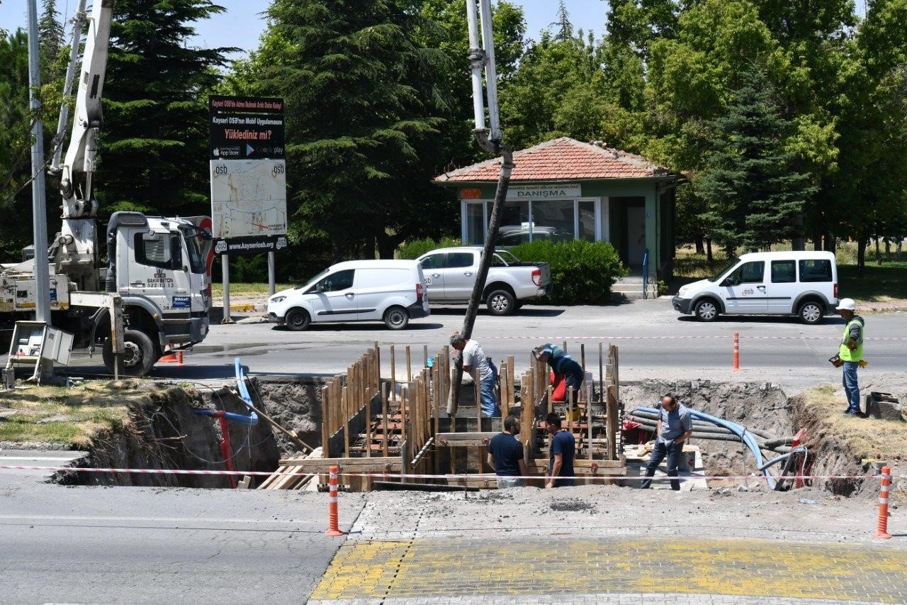 Kayseri OSB’de nizamiye girişlerinin ilkinin temeli atıldı