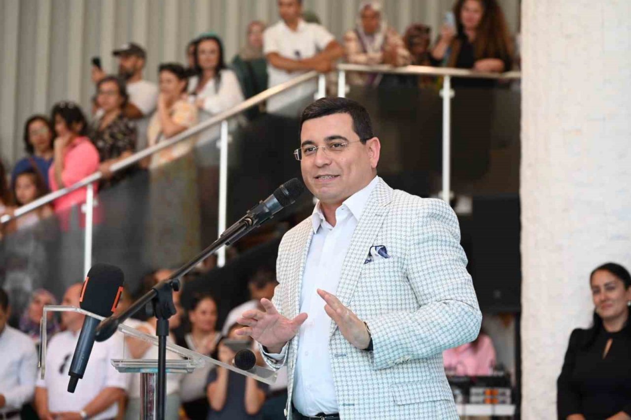 Kepez’in 12. Geleneksel AKMEK Yıl Sonu Sergisi açıldı