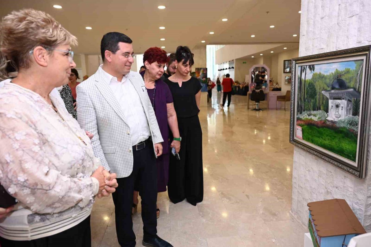 Kepez’in 12. Geleneksel AKMEK Yıl Sonu Sergisi açıldı