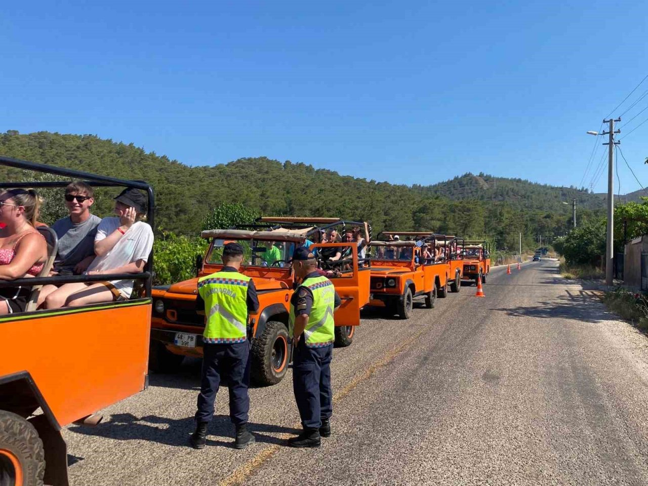 Marmaris’te jeep safarilerine sıkı denetime alındı