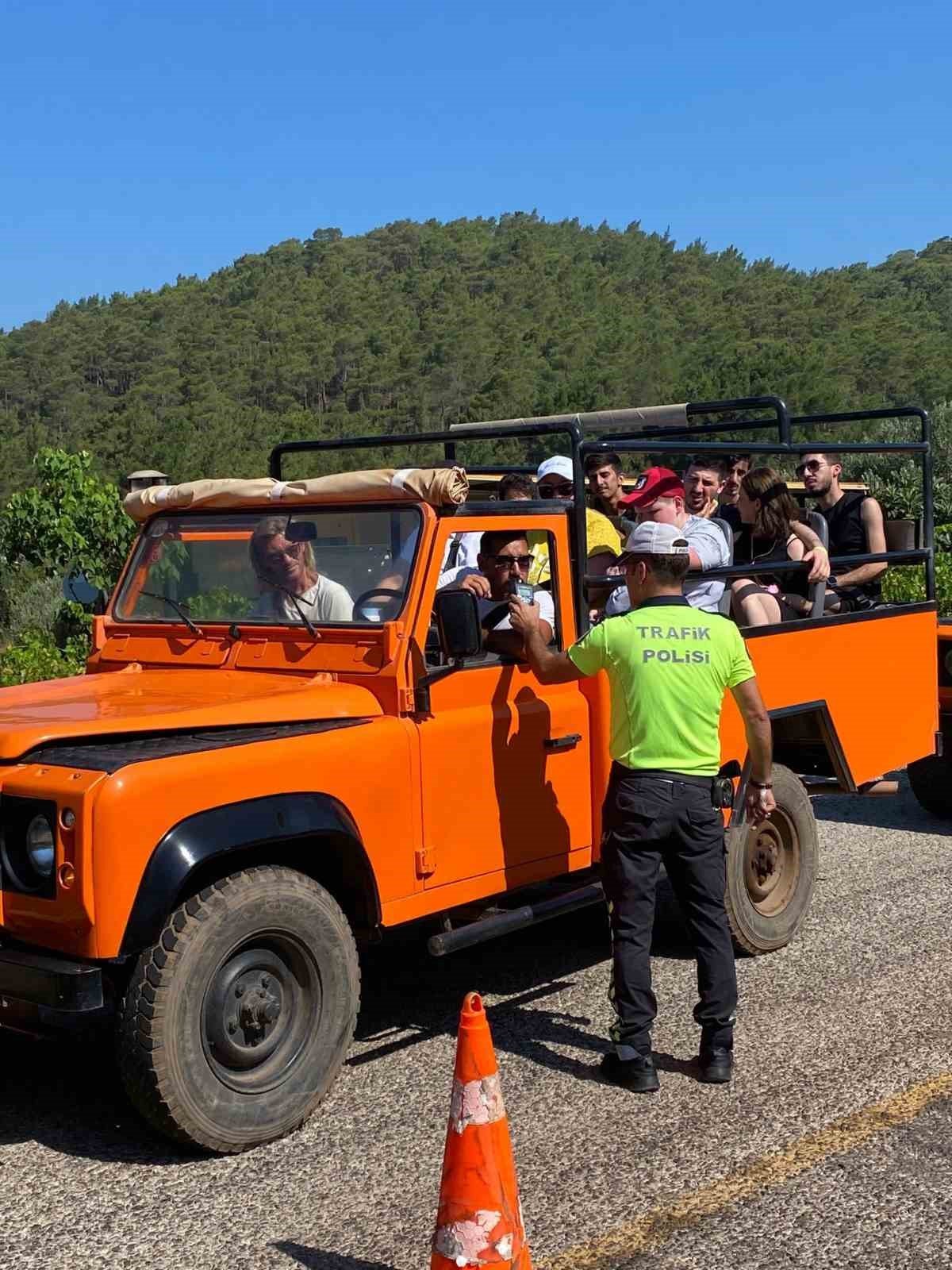 Marmaris’te jeep safarilerine sıkı denetime alındı