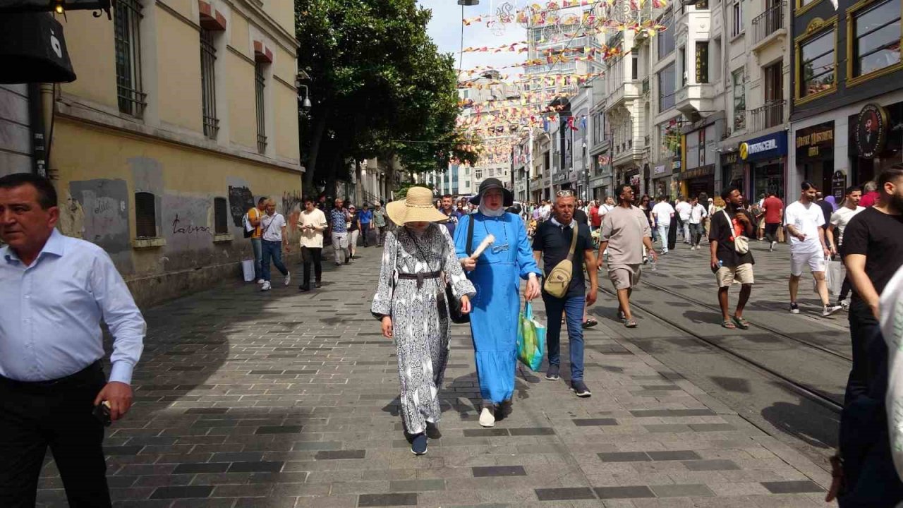 İstanbul’da kavurucu sıcaklar etkili olmaya başladı