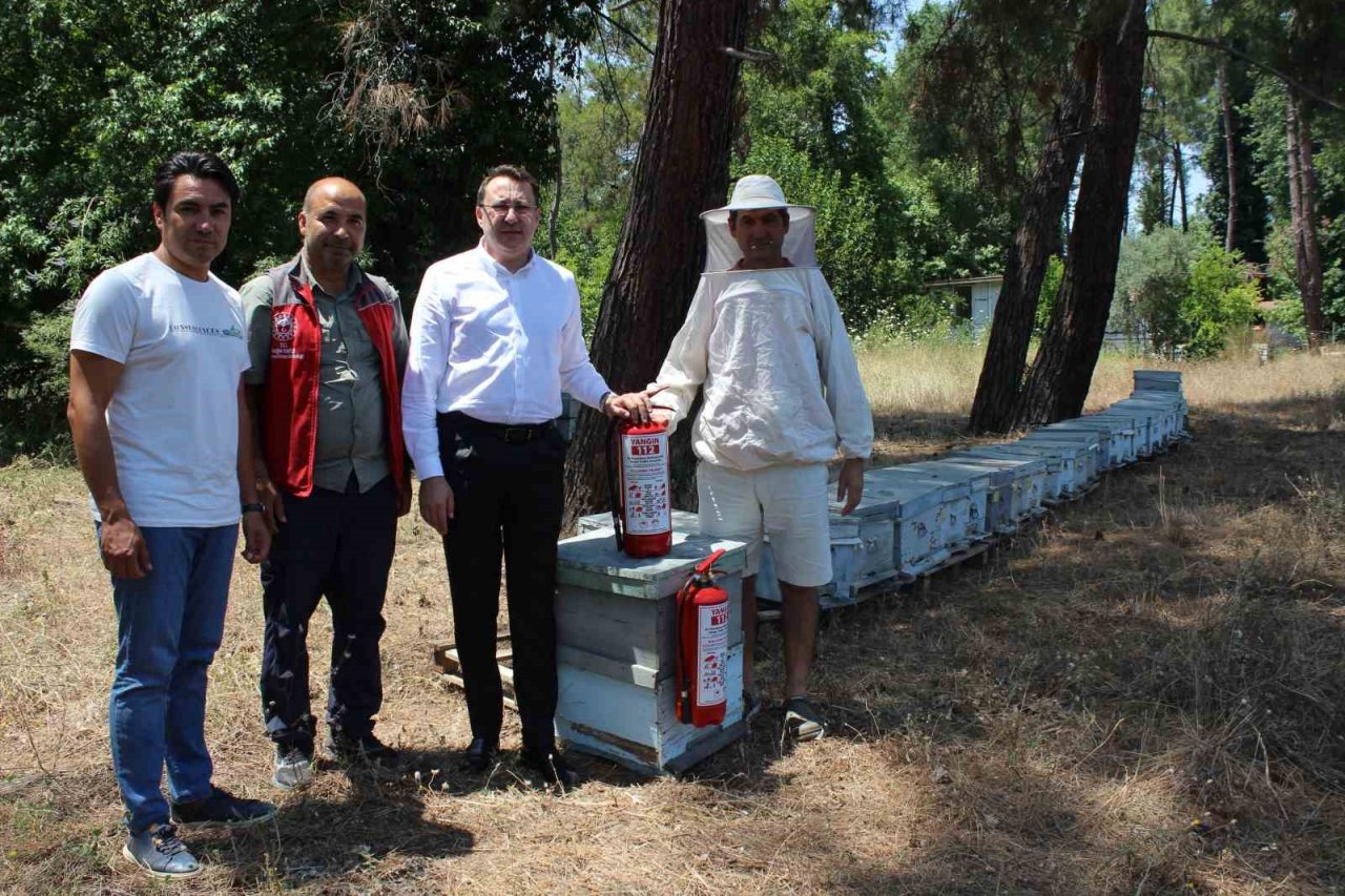 Marmaris’te arılık alanlarda yangın tedbirleri alındı