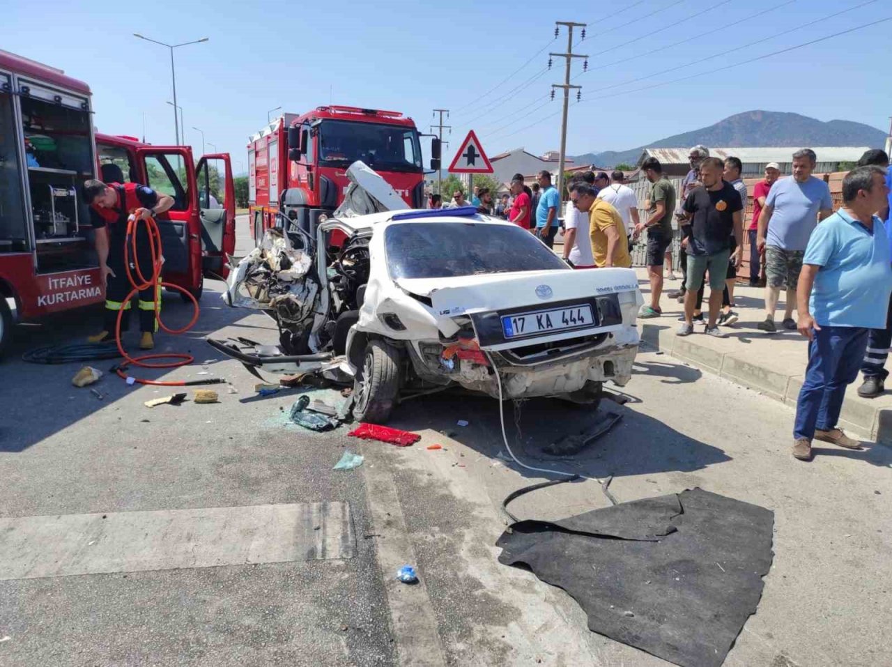 Fethiye’de meydana gelen 4 araçlı kazada ölü sayısı 2’ye yükseldi