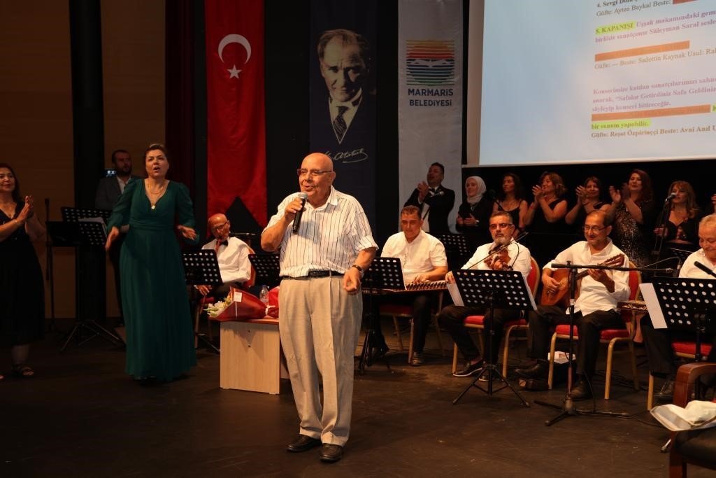 Dilruba müzik topluluğu’ndan Marmaris’te konser
