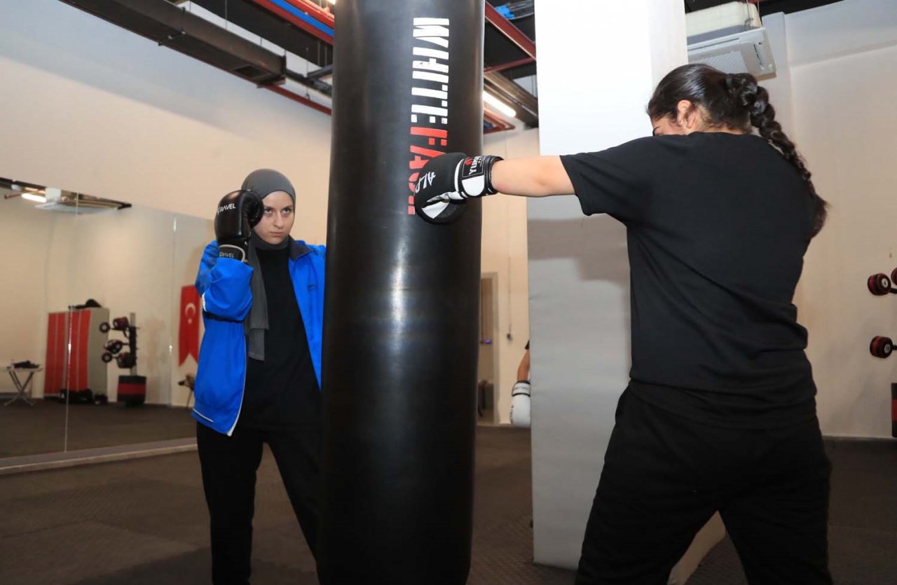 Pamukkale Belediyesinin kurslarından şampiyonlar yetişiyor