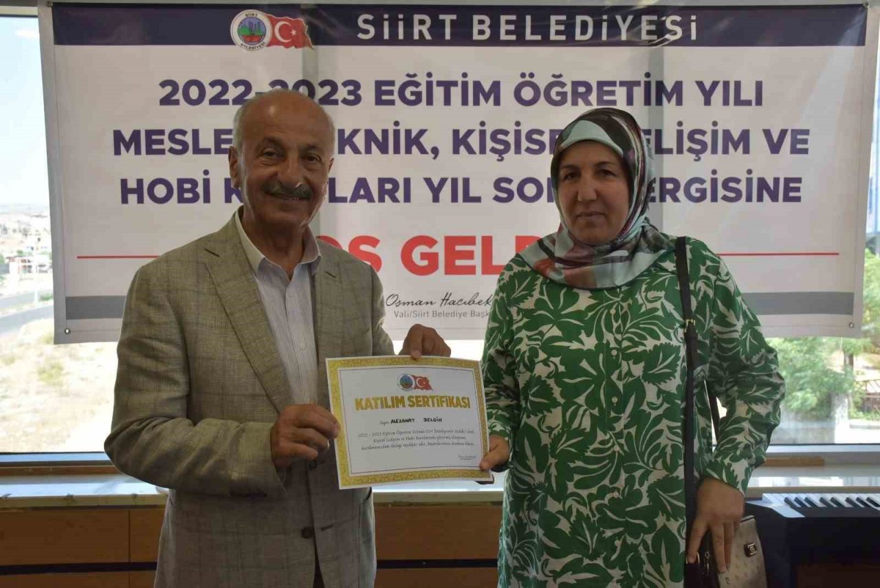 Belediyenin açtığı kurslarda eğitim gören 2 bin 224 kadın sertifika aldı