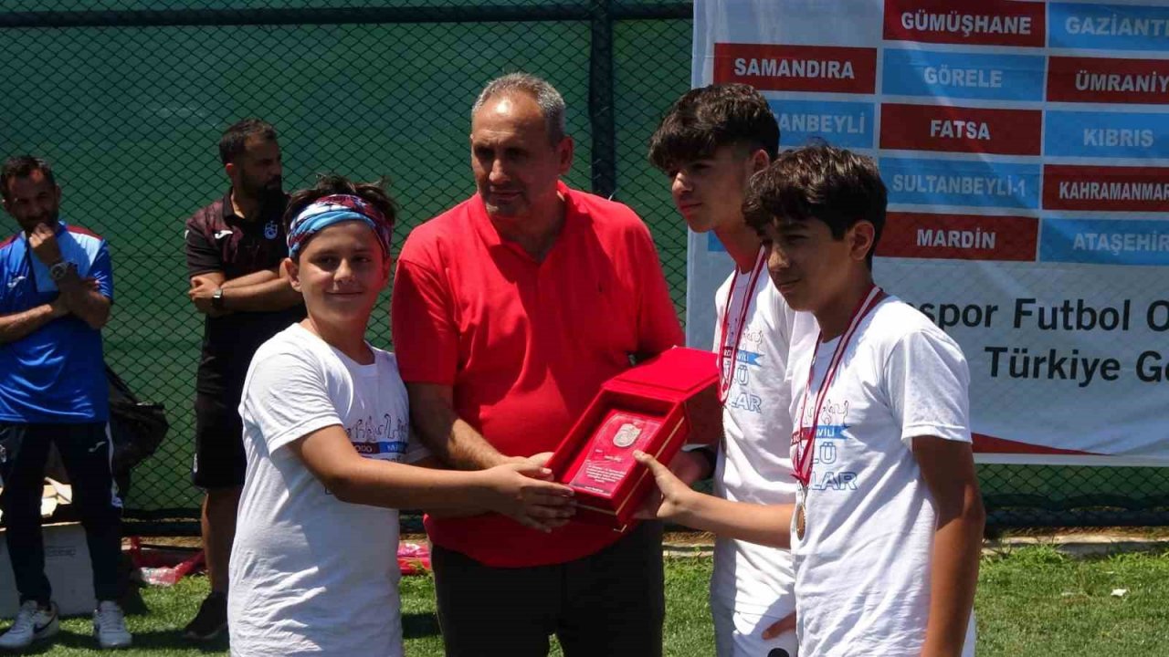 Trabzonspor Futbol Okulları Yaz Kampı’nın ilk etabı tamamlandı