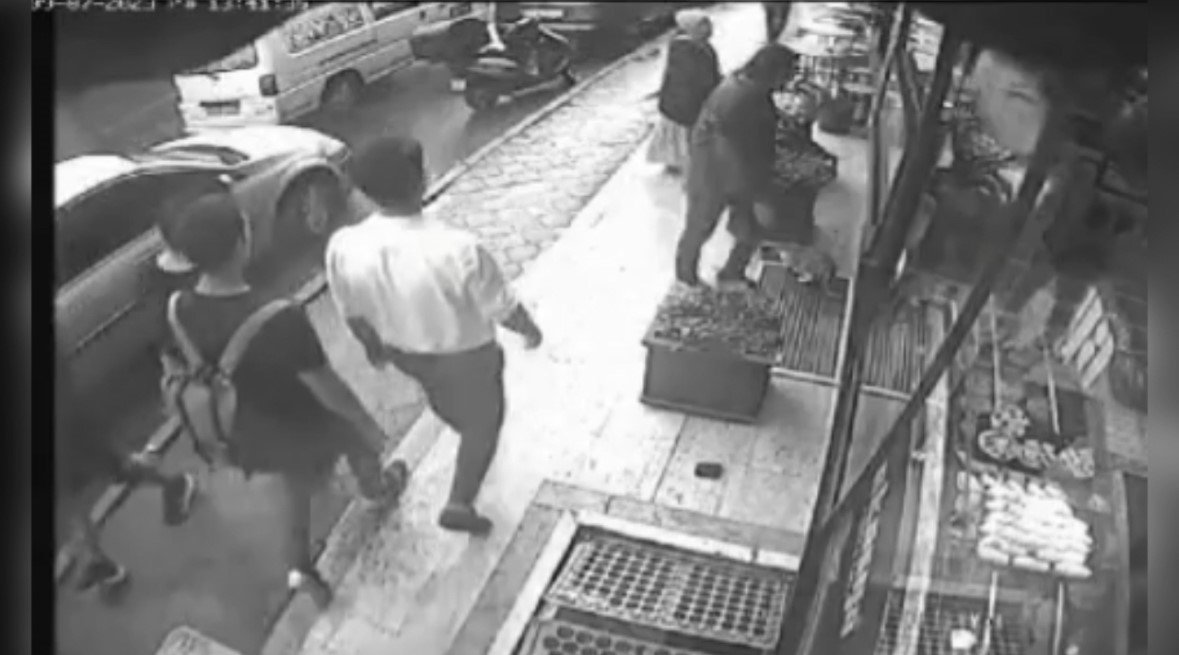 Kayıp cüzdanı ’Karakola götüreceğim’ dedi, ortadan kayboldu