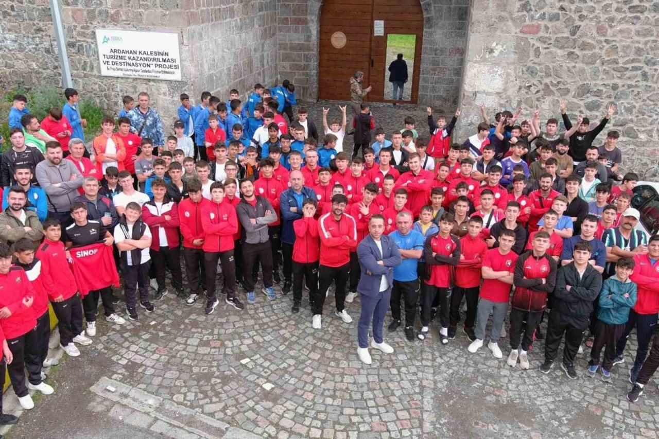 Anadolu Yıldızlar Ligi Osman Bayrakdar Sezonu Güreş Bölge Şampiyonası tamamlandı