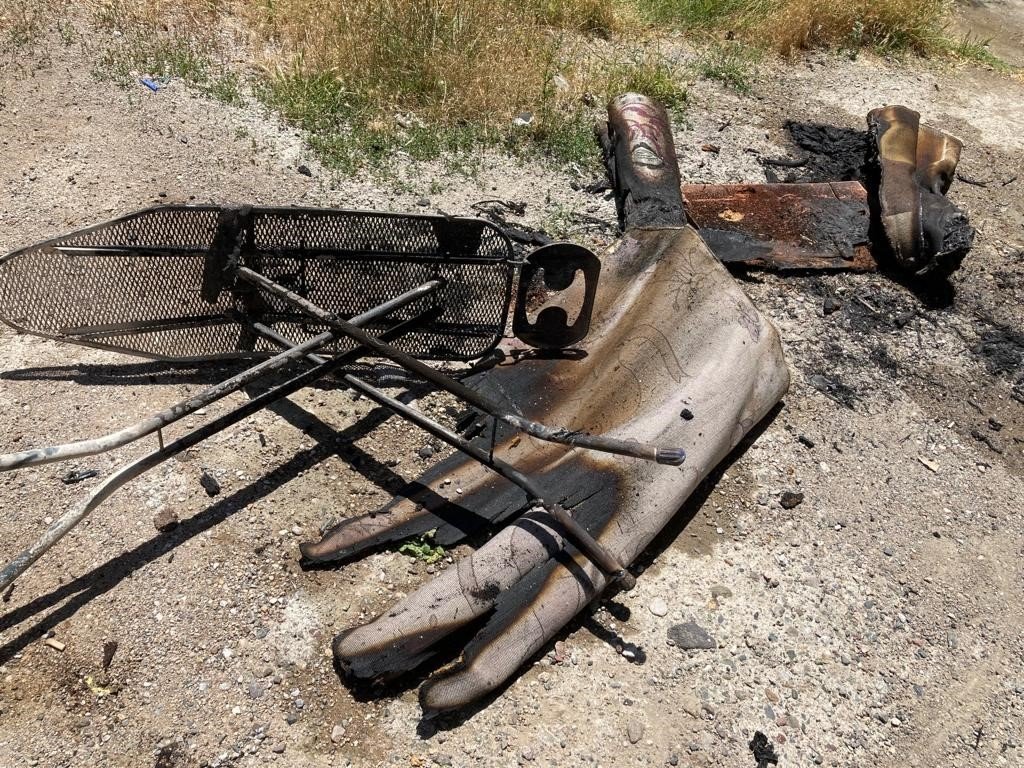 Televizyon patladı, daire alev alev yandı