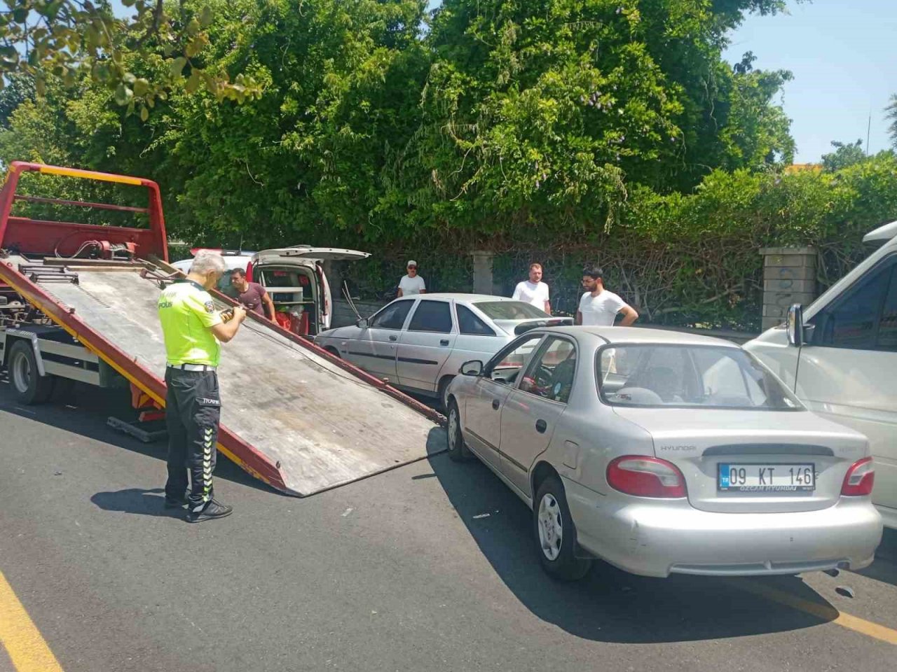 Aydın’da zincirleme trafik kazası: 3 yaralı