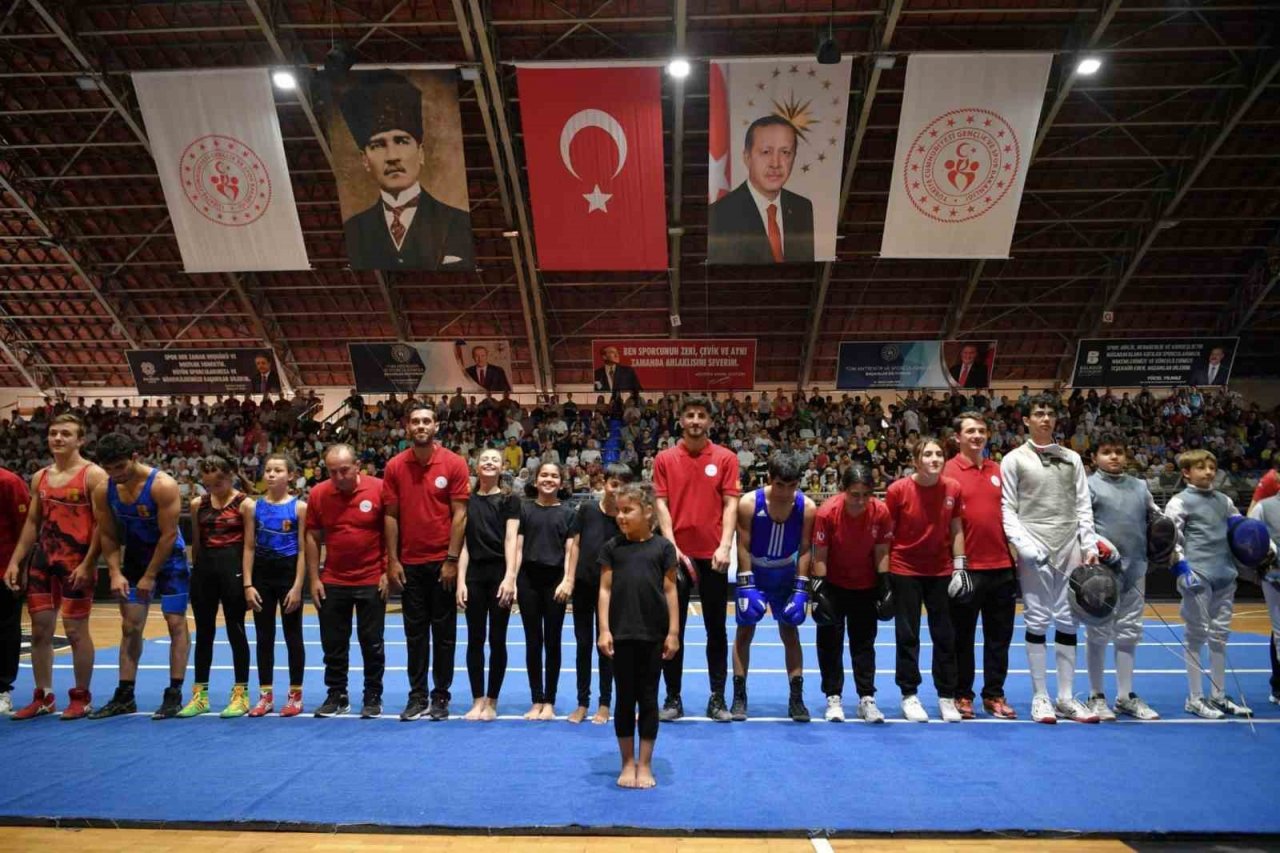 Gençler yazın spora doyacak