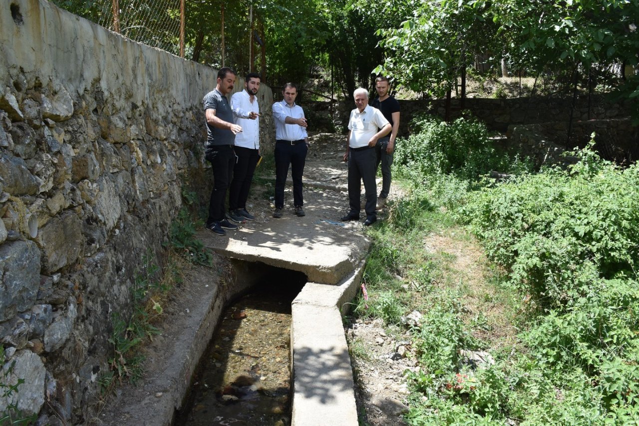 Tarihi Sevek Çeşmesine yürüyüş yolu yapılacak