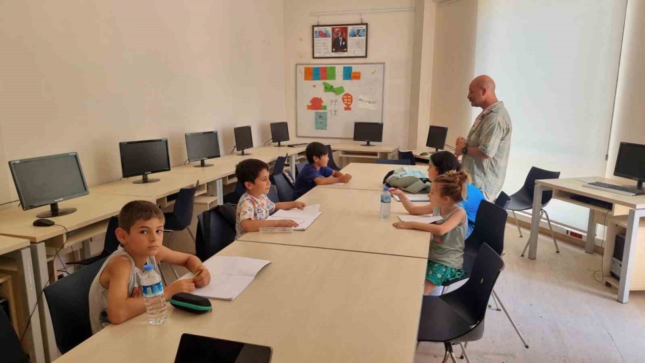 Bodrum Belediyesi’nin yaz kursları başladı