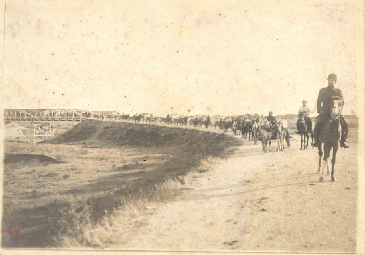 ’Üzüm hoşaflı Çanakkale menüsü’ yanlış, ’etli nohut, zeytinyağlı bakla’ doğru