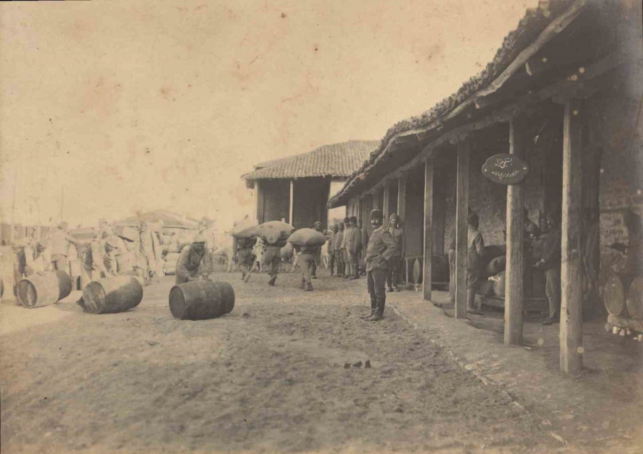 ’Üzüm hoşaflı Çanakkale menüsü’ yanlış, ’etli nohut, zeytinyağlı bakla’ doğru