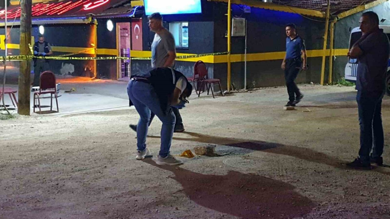 Bir kişinin öldüğü silahı kavga kameralara yansıdı