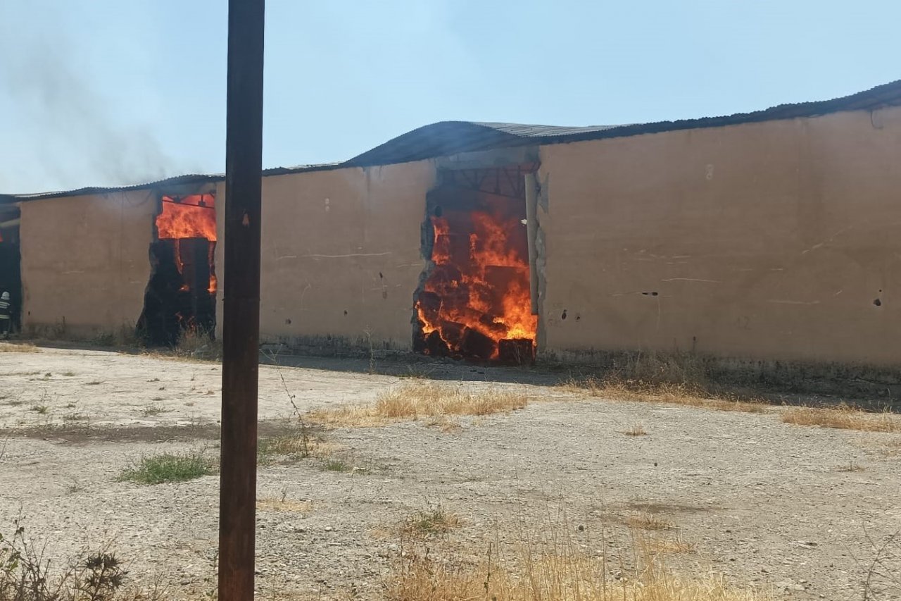 Diyarbakır’da tekstil fabrikasında yangın: Zarar 100 milyon TL