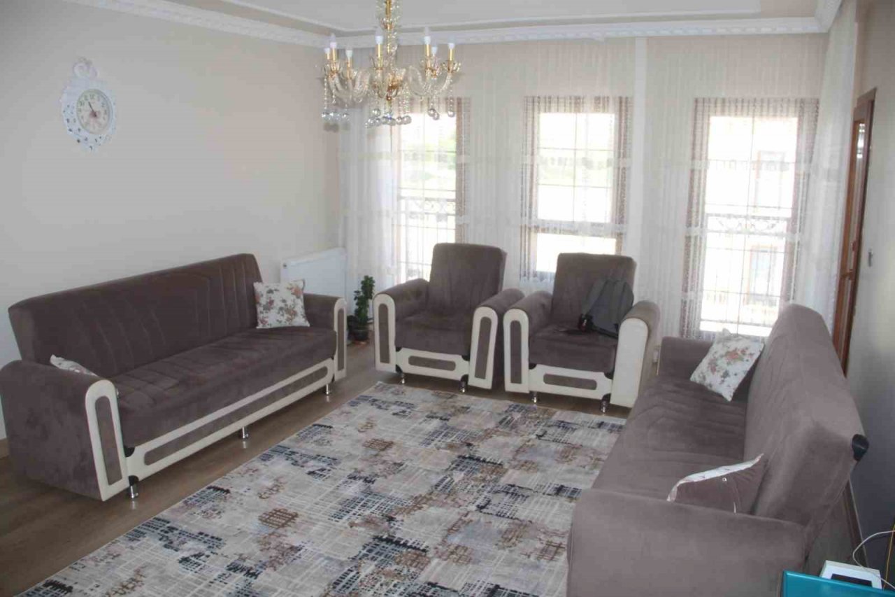 Elazığ’da TOKİ konutlarının fiyatları depremzedeleri mutlu etti