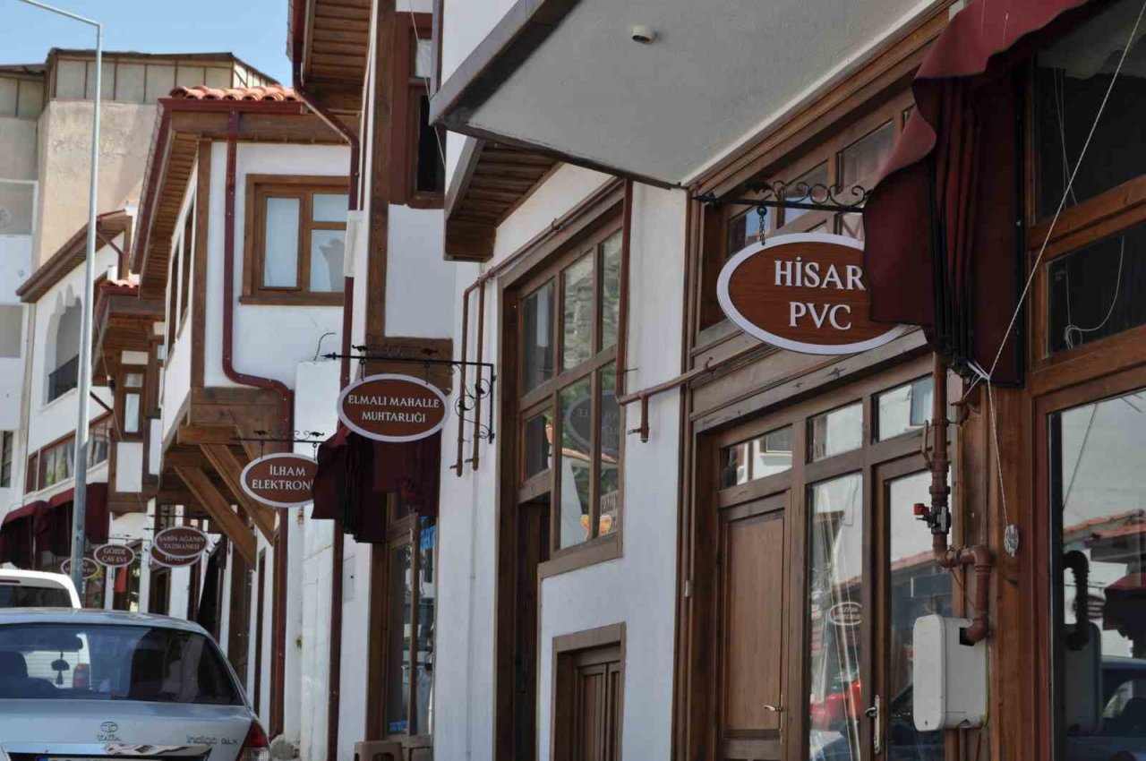 Tarihi değerlerini gelecek nesillere aktaran ilçe; Sivrihisar