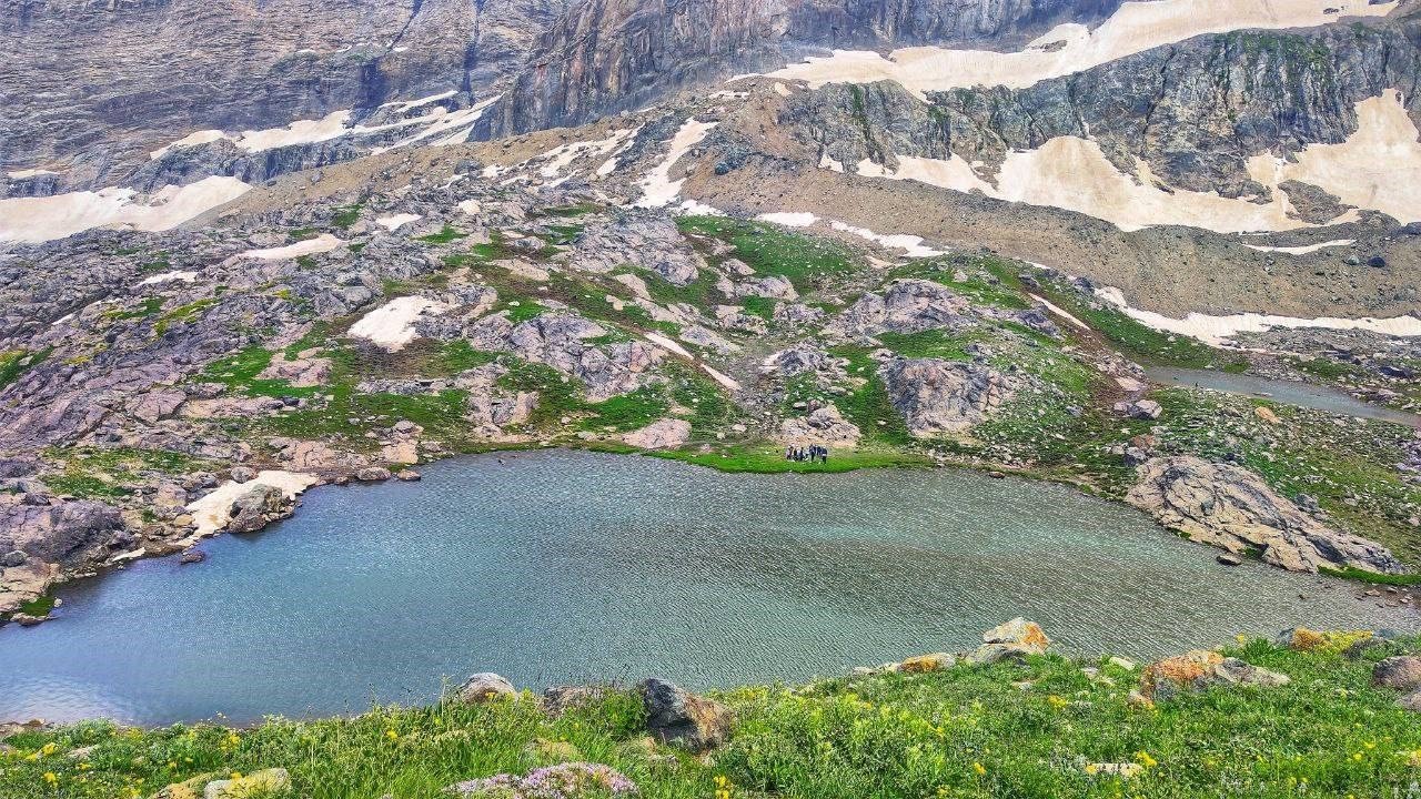 Yüksekova’nın saklı cenneti: Orşe Şelalesi