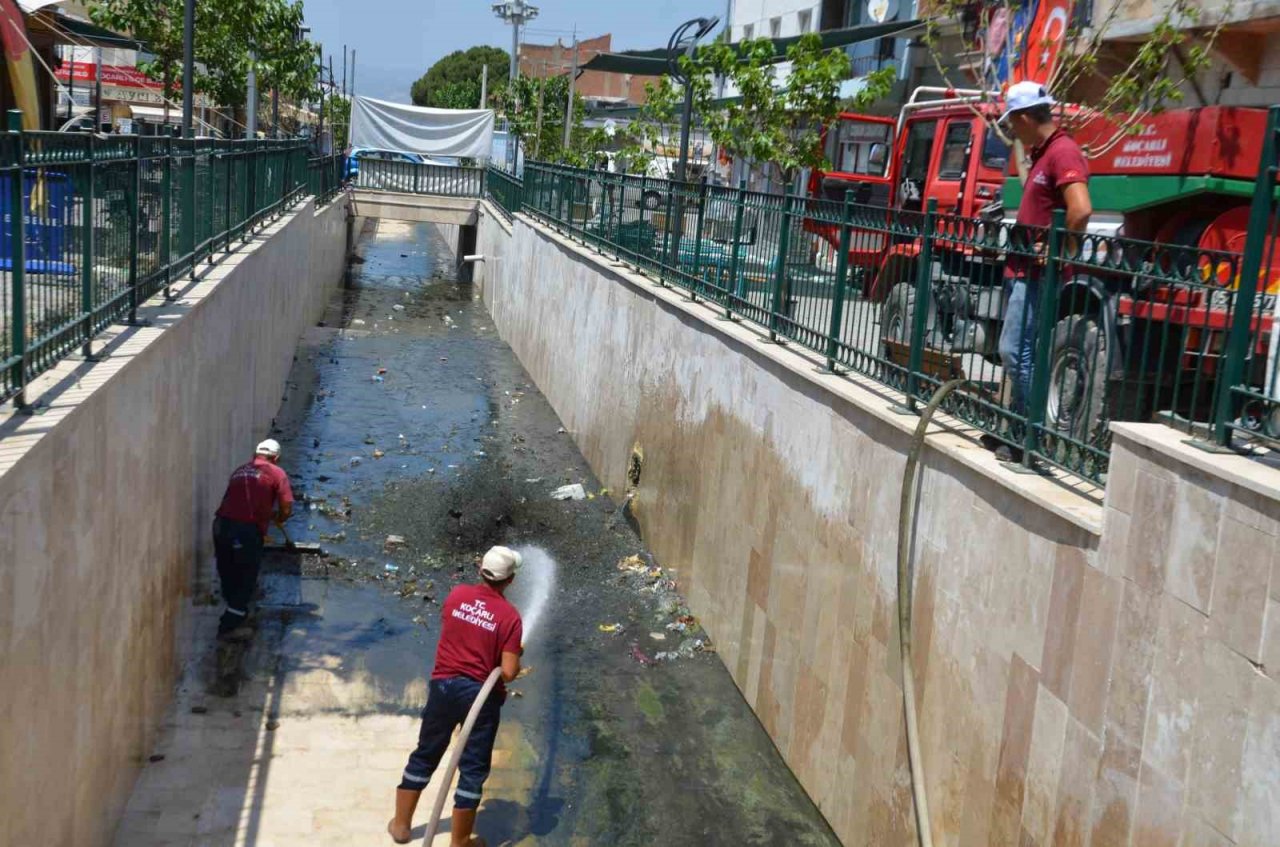 Başkan Kaplan: “Dereler çöplük değil”