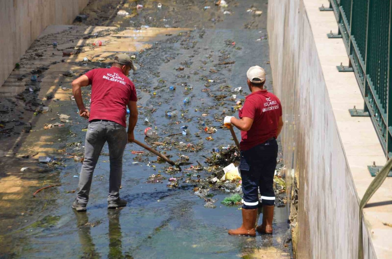 Başkan Kaplan: “Dereler çöplük değil”