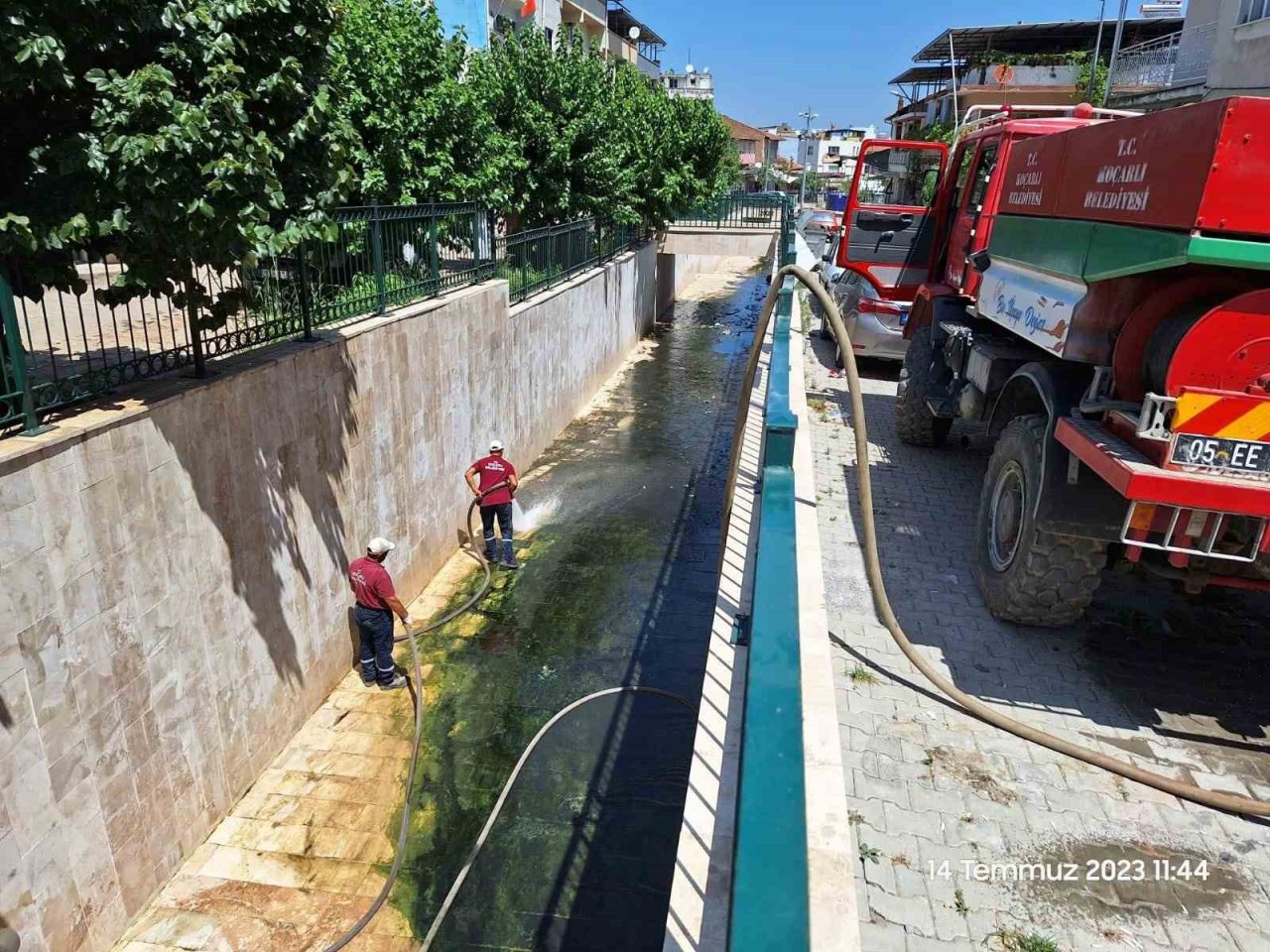 Başkan Kaplan: “Dereler çöplük değil”