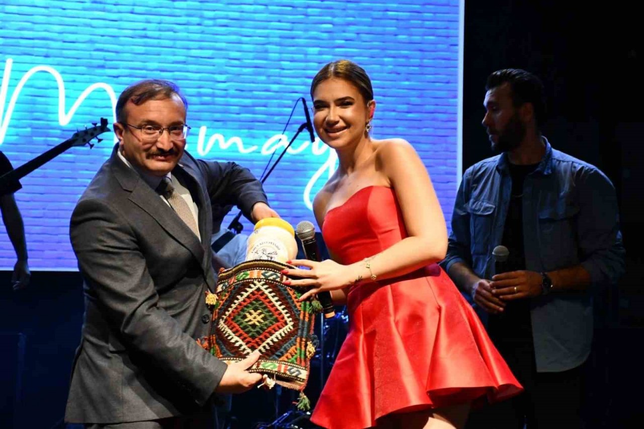 Kütahya festivalinde Emet’in yöresel ürünleri tanıtıldı