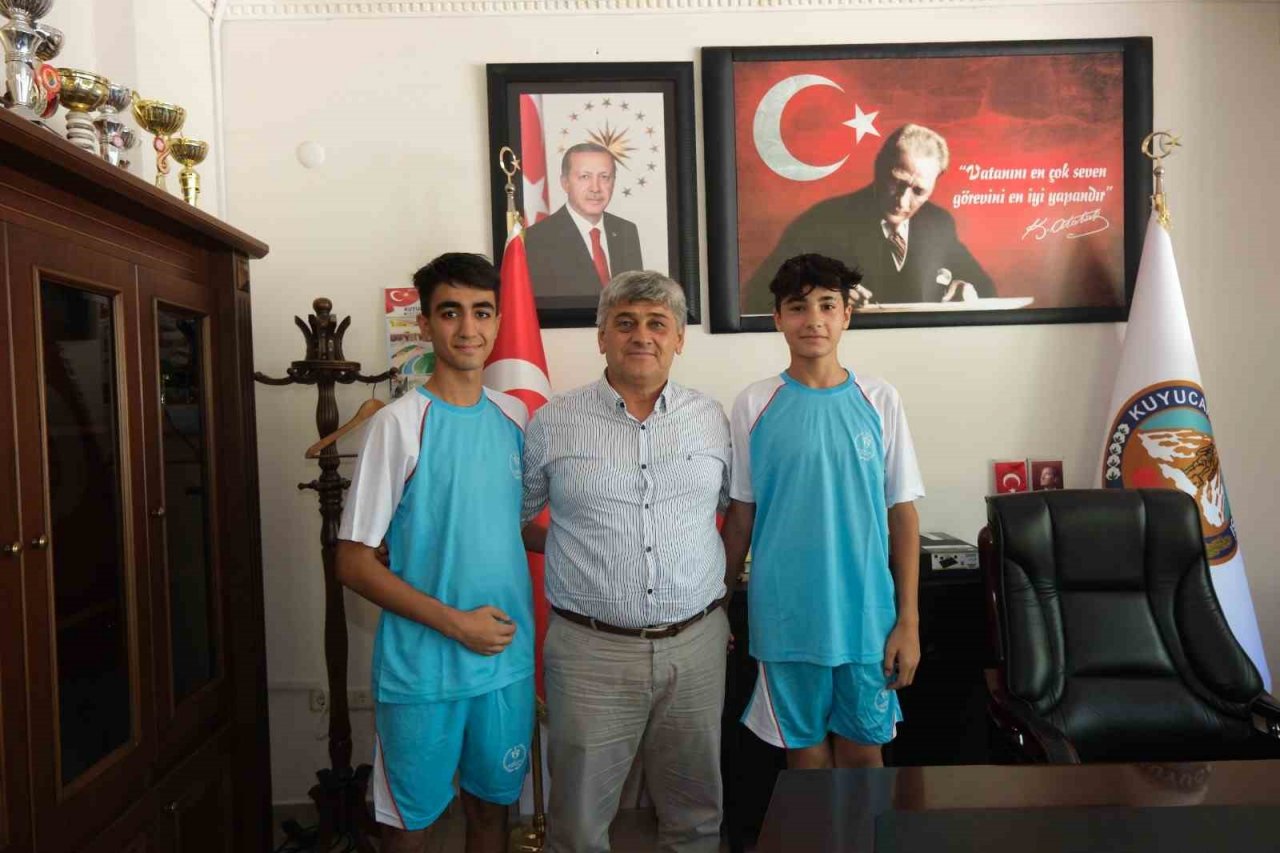 Milli takım kampına davet edilen sporculardan Başkan Çömden’e ziyaret