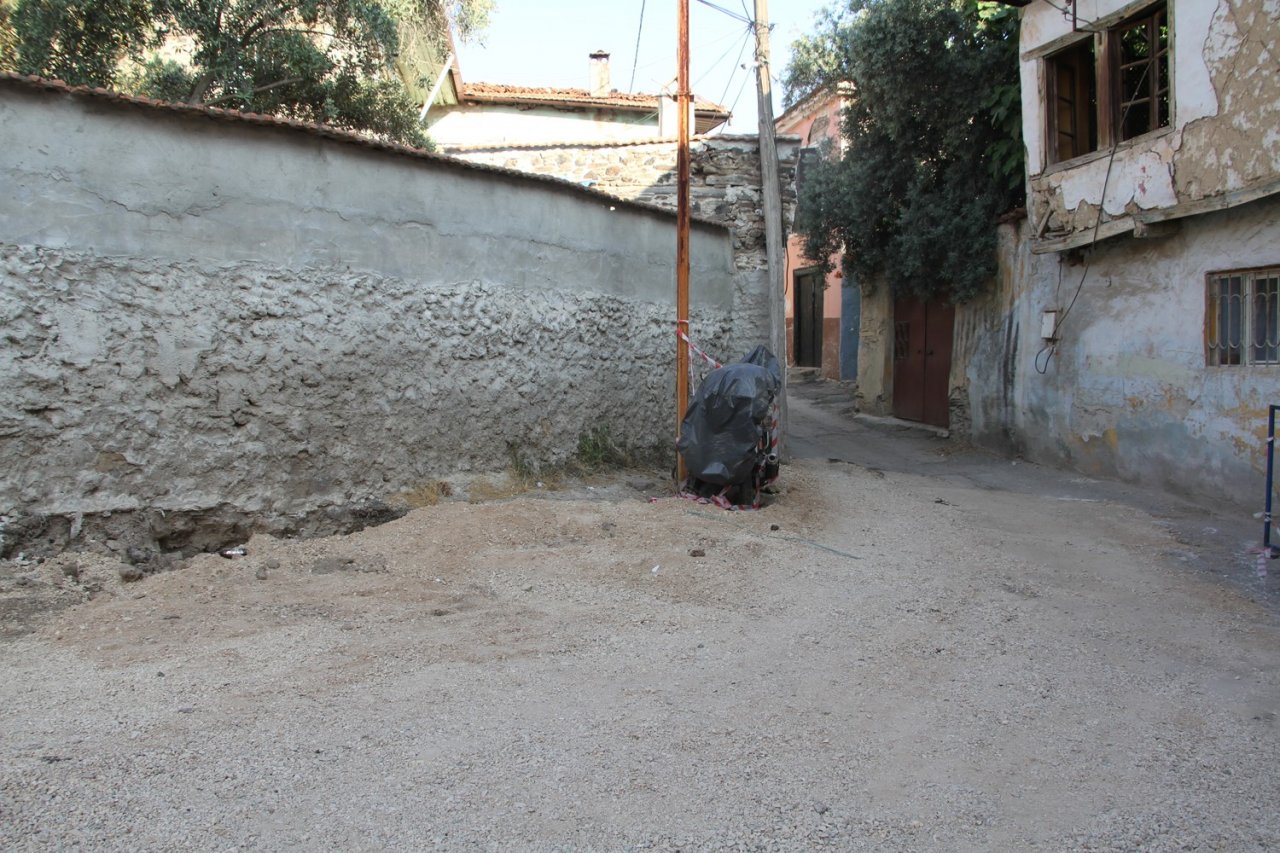 Doğal gaz için kazılan çukur genç kızın hayatını kararttı